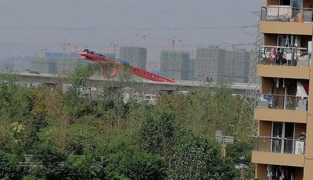 国庆期间杭州架桥机倒塌事故，1死2伤，你们听说了吗