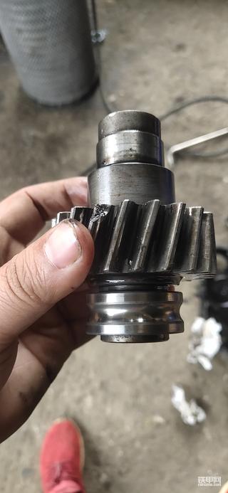 找勁工輪挖608s齒輪泵帶泵齒輪，拆車件也行！