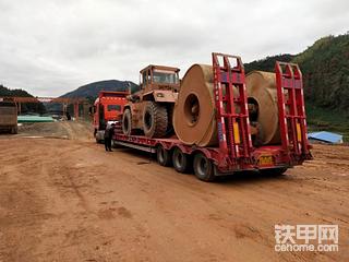 冲击式压路机租赁15061702198-祝