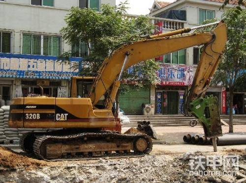 上海杨浦区挖掘机出租承接大小土方挖掘-帖子图片