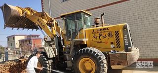 云南，鏟車，裝載機(jī)，山東臨工952H