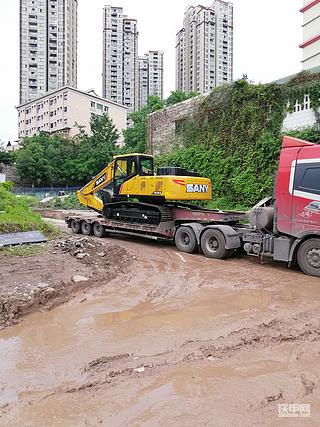 今年新增两台20吨挖机、山推210、三一200