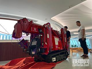 狭窄空间作业，古河295小型蜘蛛吊机，强