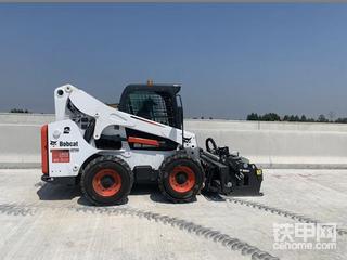 出租山貓550清掃機，電話18705216497