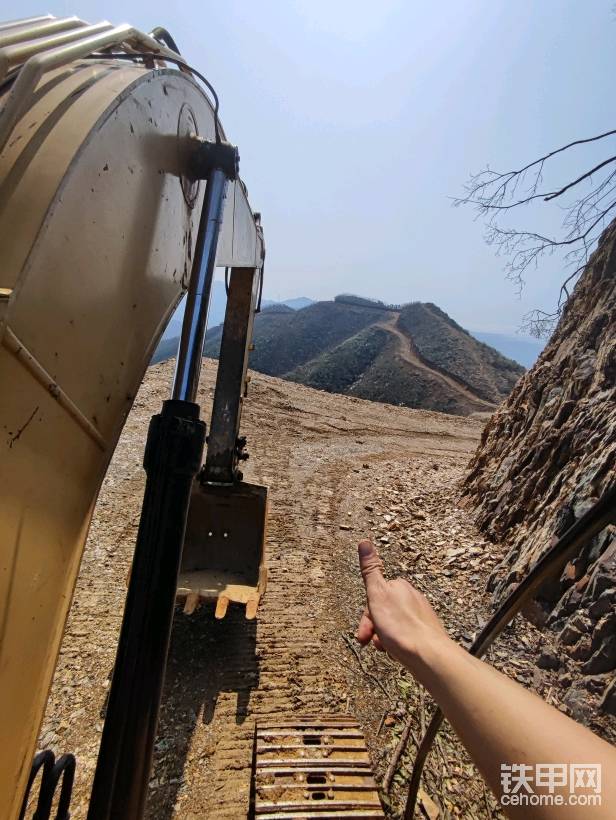 山頂上天氣還是不錯的