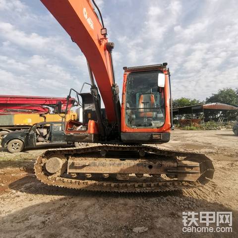 斗山DX150-9c改单托链轮改双拖链轮