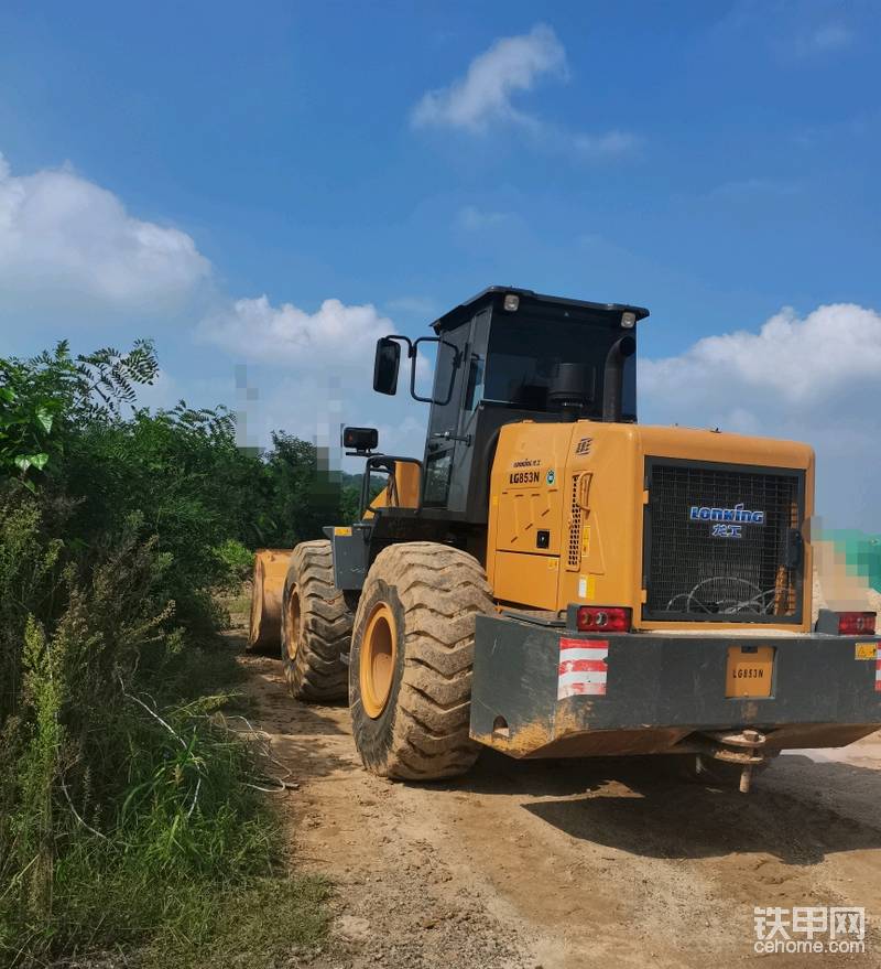 2020年龍工五噸裝載機(jī)個人一手車-帖子圖片