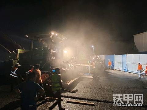 夜里涼快，不怕黑暗，心中有太陽照。