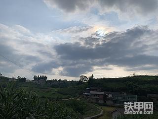 【掘地机神：异世界开端01】梦境与现实的重叠