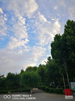 都说今天像秋天！