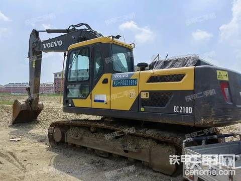 【挖掘机价格】沃尔沃EC210D成交价22.2万