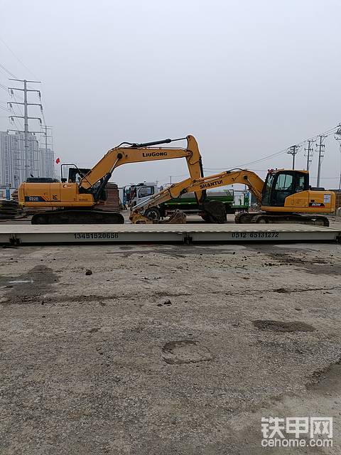 蘇州挖機租賃，大、小挖機出租