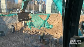 铁甲人的一天