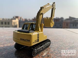 KOMATSU PC100-6模型