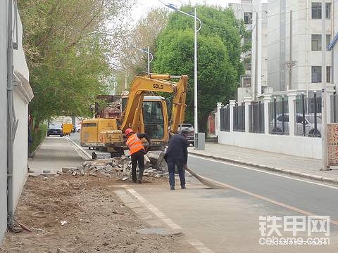 格尔木八一路老铁辛苦了