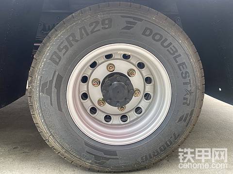 剛才幫河北老鐵買了個(gè)藍(lán)牌小拖車