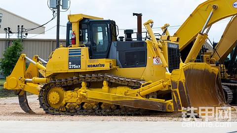 小松D275AX-5EO推土機