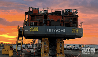 日立建機(jī)EX5600礦山挖掘機(jī)
