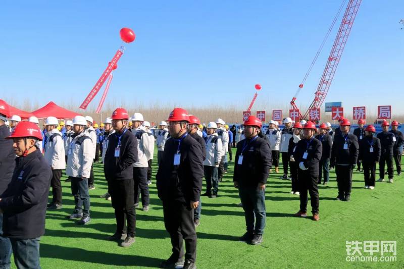 黃河最大跨徑斜拉橋東營黃河公鐵大橋主墩承臺澆筑圓滿落幕-帖子圖片