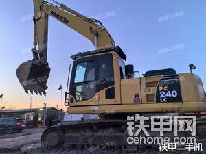 【二手挖掘机推荐】威海市小松PC220LC-8挖掘机转让-帖子图片