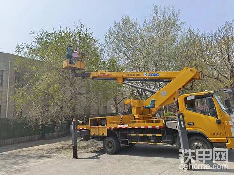 天津河東區(qū)升降車出租，登高車，曲臂車，路燈車、吊車租賃