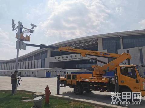 天津河北區(qū)高空作業(yè)車租賃、升降車、路燈車、曲臂車出租