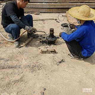 换个立轴油封，麻烦