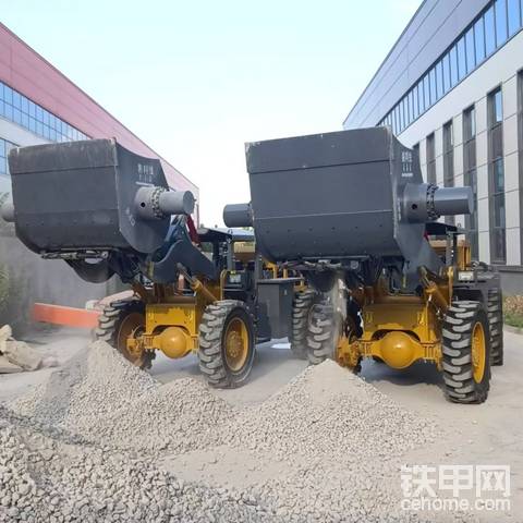 煤礦井下鏟車改裝攪拌斗一機多用