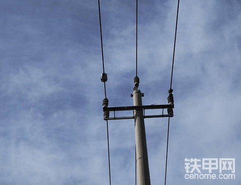 智能电网新装备：配电自取电三目全景声光监测装置技术特点