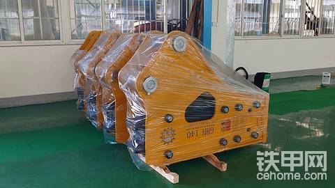 液压破碎锤在市政拆除中的优势及应用