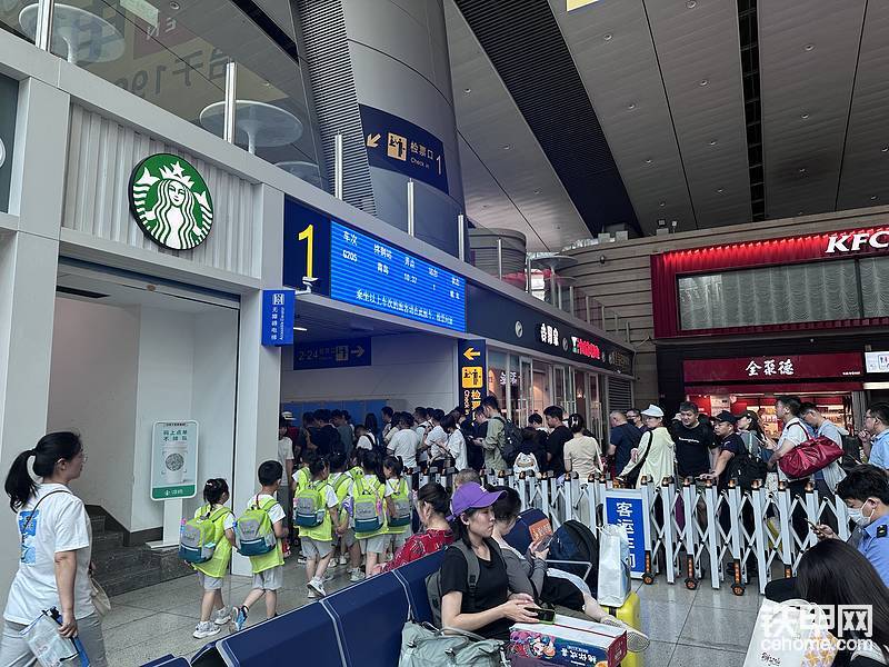 还有一群少年与我同行