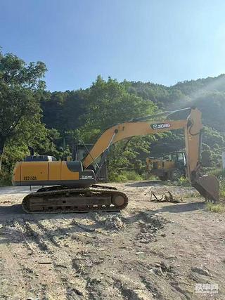 原来挖掘机竟然可以这么温柔