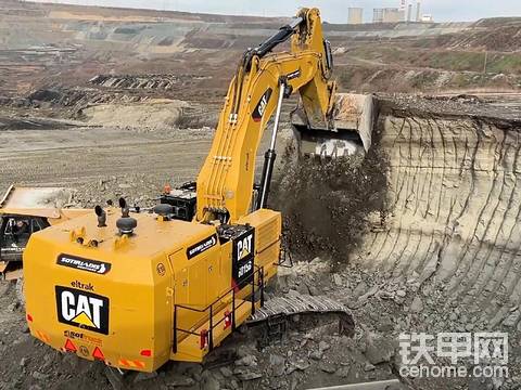 开饭了，快来接饭