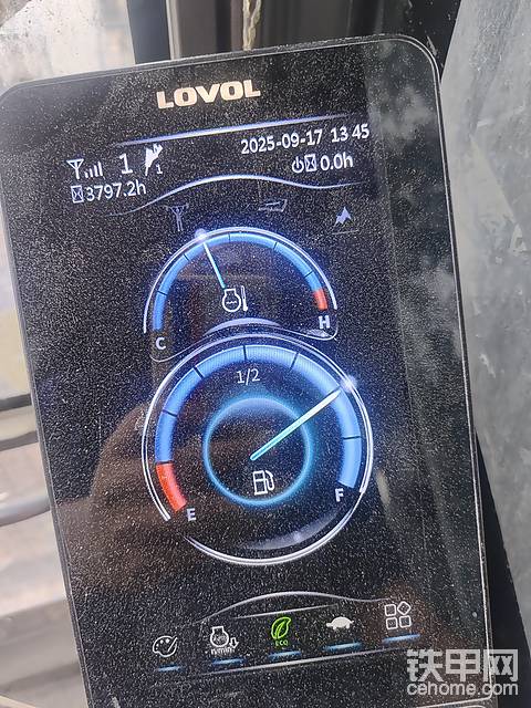 【康明斯伴我行】四千小时的雷沃205就是省油！