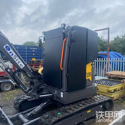 发布了一条动态