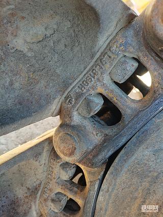 山推130S湿地推土机，