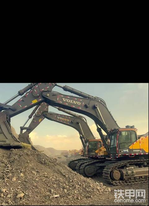 招挖机顶班的联系，在新疆