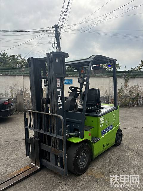 发布了一条动态