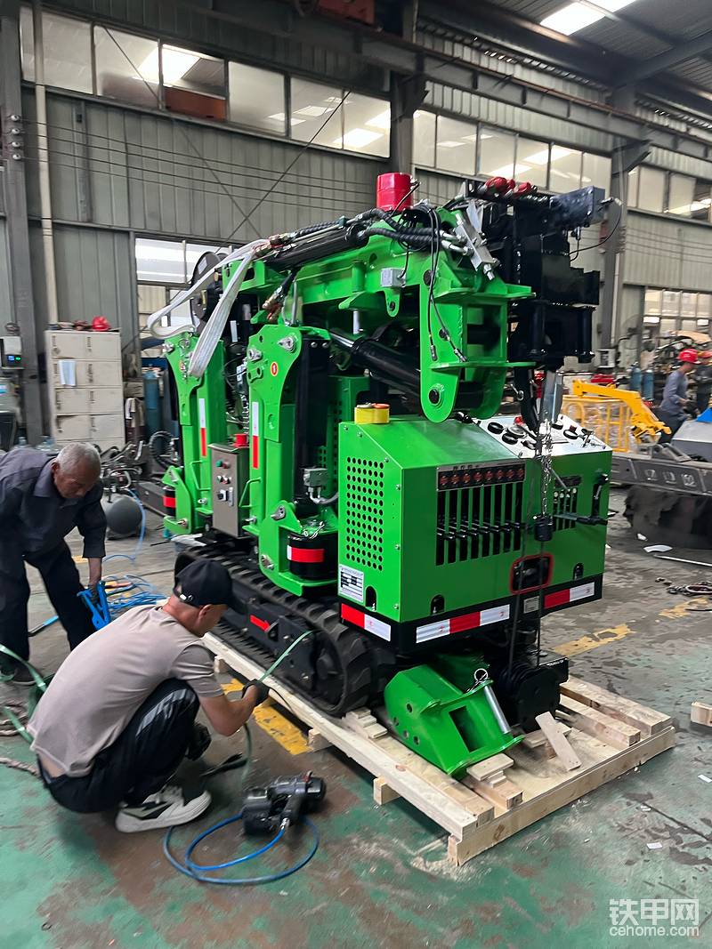 星志重工蜘蛛吊出口打木箱