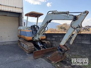 老款小松PC30-1