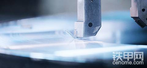 混凝土搅拌机选购指南：企业如何精准避坑，实现高效生产？