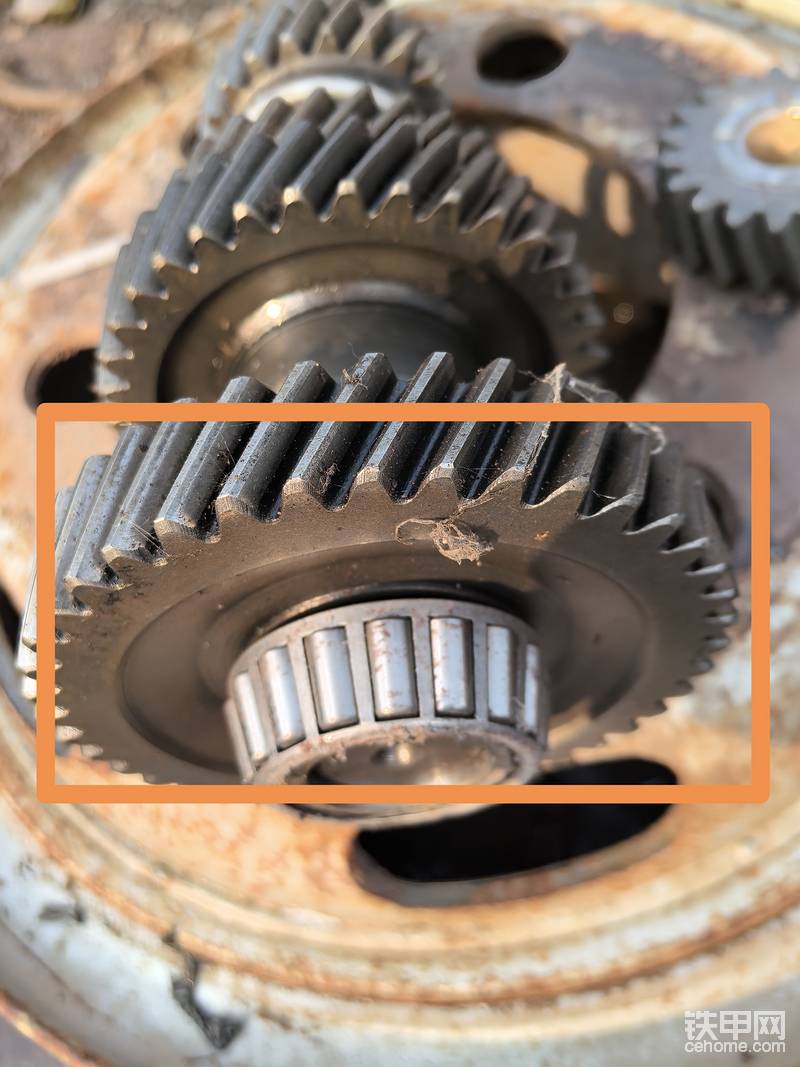 轮挖上这个齿有好几种尺寸，有41齿，40齿，39齿，齿数越多，1档，倒档越有力，和5档没有任何关系，上面的轴承型号也是装错了，装上去后才发现