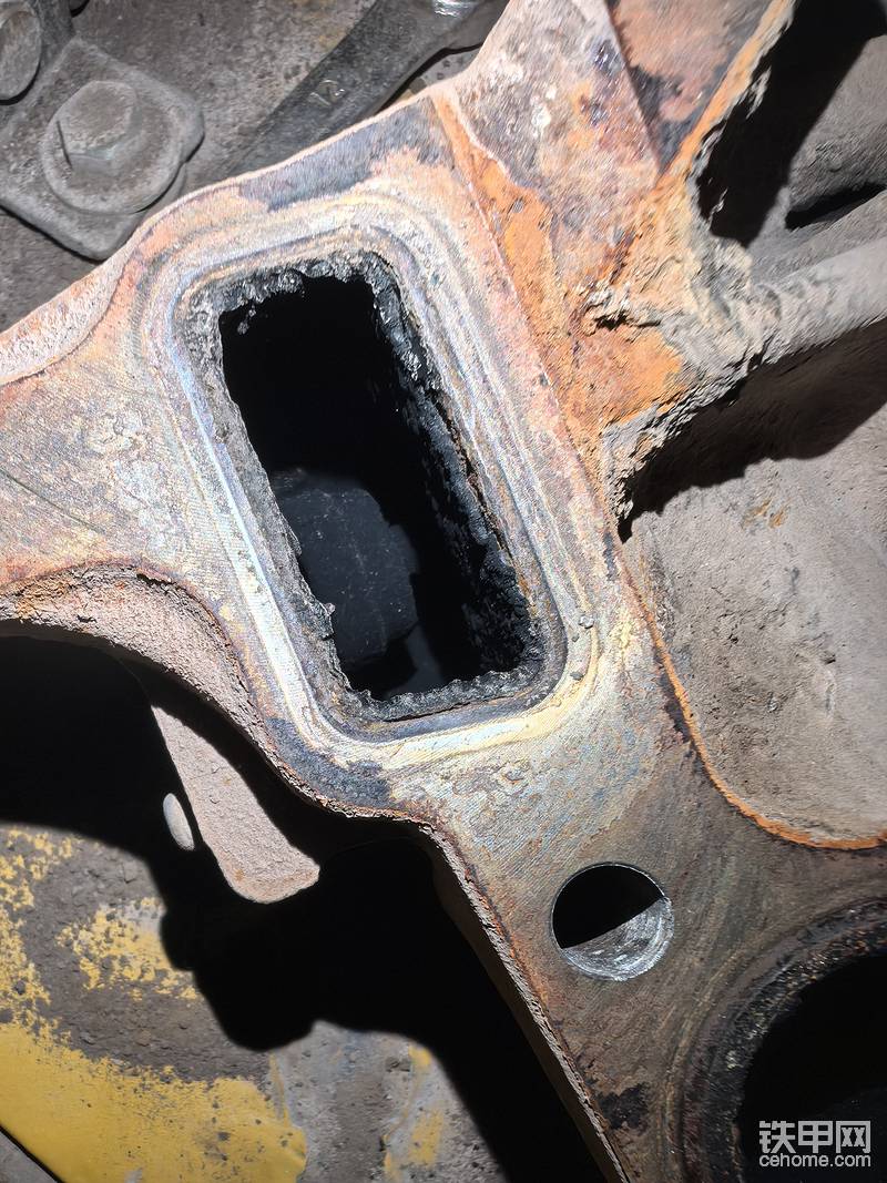 拆下来发现在最大开度状态