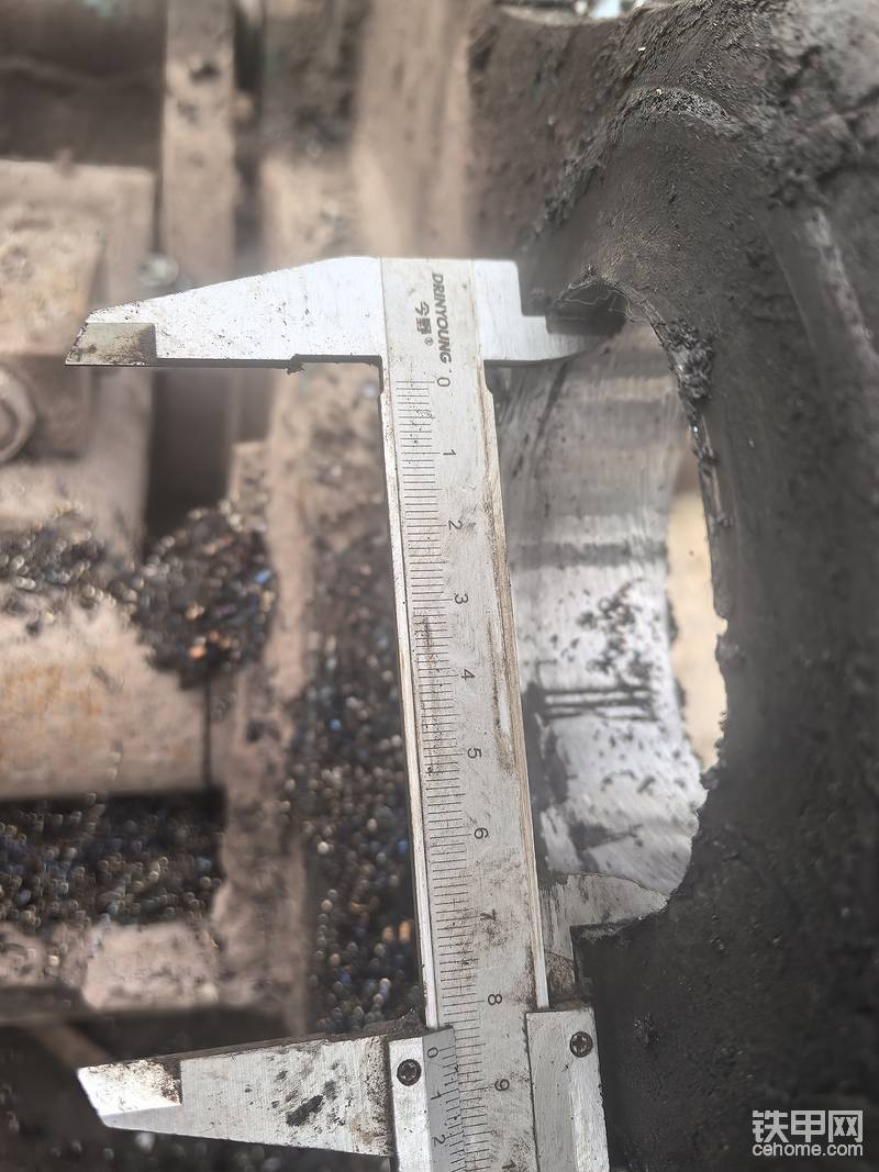 大电流二保焊焊平，这个快换就算维修完成，比新的还耐用，当时买回来虎口我也重新做过的，不存在断销子的问题，