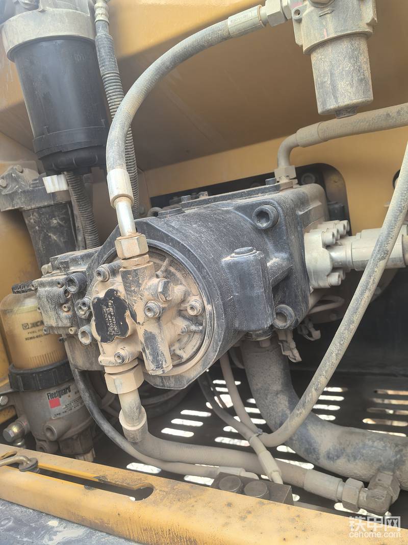 215的液压泵比200的要好，