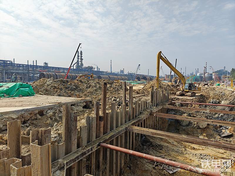 后面的管有多大？