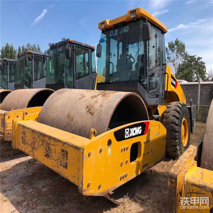 二手徐工22噸壓路機(jī)出售-帖子圖片