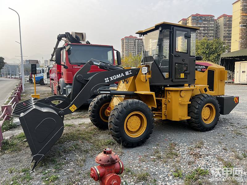 高性價(jià)比小型裝載機(jī)廈工XG920Kplus-帖子圖片