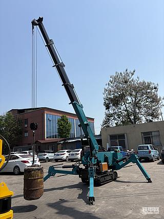 星志 3 吨蜘蛛吊车｜狭小空间吊装王者，小身躯承载大力量