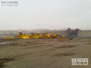 内蒙工地上的大家伙